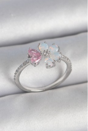 Pirinç Gümüş Renk Beyaz Mineli Pembe Zirkon Taşlı çiçek Model Kadın Yüzük Pirinç Gümüş Renk Beyaz Mineli Pembe Zirkon Taşlı çiçek Model Kadın Yüzük