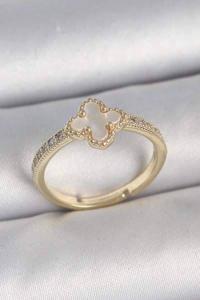 Pirinç Gold Renk Zirkon Taşlı Beyaz Mineli Yonca Model Ayarlanabilir Kadın Yüzük