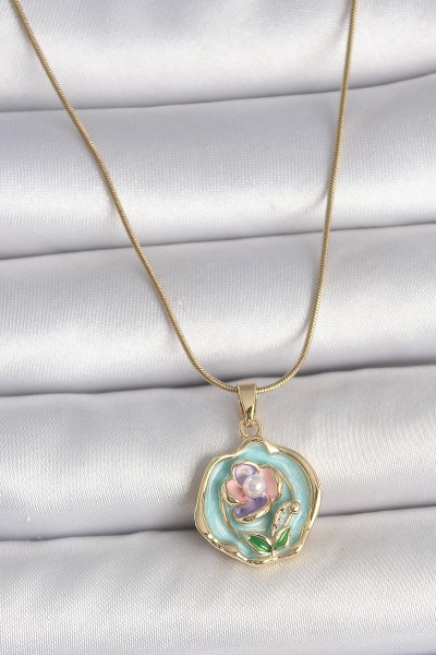 316l çelik Gold Renk Zincir Turkuaz Pembe Mor çiçek İşlemeli İnci Detay Portre Model Kadın Kolye
