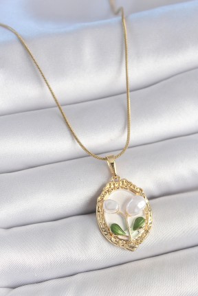 316l çelik Gold Renk Zincir Beyaz Mineli İncili çiçek İşlemeli Portre Model Kadın Kolye 316l çelik Gold Renk Zincir Beyaz Mineli İncili çiçek İşlemeli Portre Model Kadın Kolye
