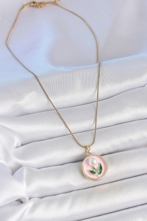 316l çelik Gold Renk Zincir Pembe Mineli İncili çiçek İşlemeli Portre Model Kadın Kolye