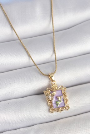 316l çelik Gold Renk Zincir Mor Mineli çiçek İşlemeli Zirkon Taşlı Kelebek Detay Portre Model Kadın Kolye 316l çelik Gold Renk Zincir Mor Mineli çiçek İşlemeli Zirkon Taşlı Kelebek Detay Portre Model Kadın Kolye