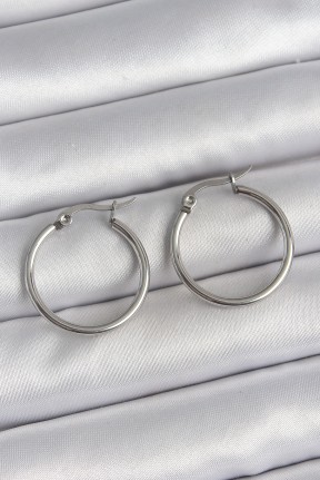 316 çelik Gümüş Renk 22 Mm Halka Model Kadın Küpe 316 çelik Gümüş Renk 22 Mm Halka Model Kadın Küpe