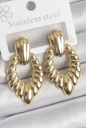 316 çelik Gold Renk İşlemeli Motiif Model Kadın Küpe 316 çelik Gold Renk İşlemeli Motiif Model Kadın Küpe