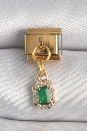 316l çelik Gold Renk Sallantı Kare Yeşil Zirkon Taşlı Nomination Charm 316l çelik Gold Renk Sallantı Kare Yeşil Zirkon Taşlı Nomination Charm