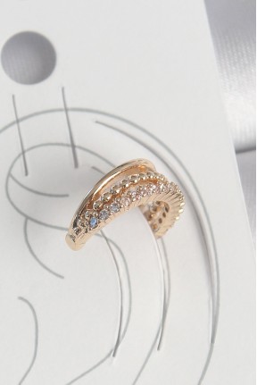 Pirinç Gold Renk Zirkon Taşlı 3'lü Sıralı Model Kadın Kıkırdak Küpe Pirinç Gold Renk Zirkon Taşlı 3'lü Sıralı Model Kadın Kıkırdak Küpe