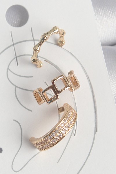 Pirinç Gold Renk Kare Model Zirkon Taşlı 3'lü Model Kadın Kıkırdak Küpe