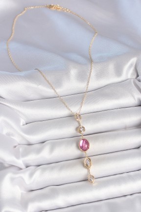 Pirinç Zincir Gold Renk Pembe Zirkon Taşlı Y Kolye Pirinç Zincir Gold Renk Pembe Zirkon Taşlı Y Kolye