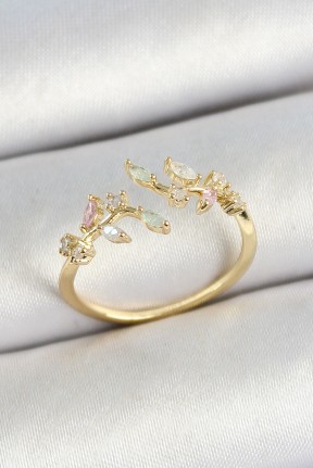 Pirinç Yaprak Figürlü Zirkon Taşlı Gold Renk Ayarlanabilir Kadın Yüzük Pirinç Yaprak Figürlü Zirkon Taşlı Gold Renk Ayarlanabilir Kadın Yüzük