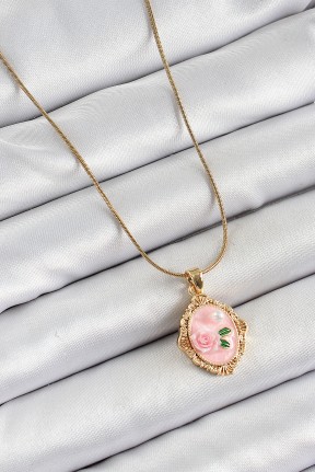 316l çelik Zincir Pembe Sanatsal Portre İnci Detaylı Gül Figürlü Model Gold Renk Kadın Kolye 316l çelik Zincir Pembe Sanatsal Portre İnci Detaylı Gül Figürlü Model Gold Renk Kadın Kolye