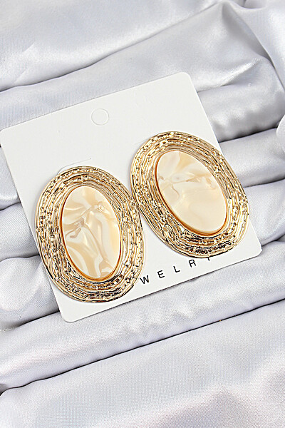 Pirinç Mermer Desenlli Bej Sedef Oval Vintage Model Gold Renk Kadın Küpe Pirinç Mermer Desenlli Bej Sedef Oval Vintage Model Gold Renk Kadın Küpe