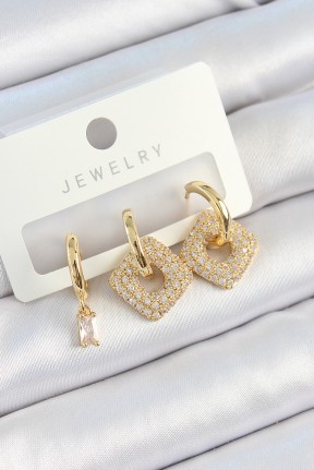 Pirinç Zirkon Taşlı Kare Model Gold Renk 3'lü çift Kadın Küpe Set Pirinç Zirkon Taşlı Kare Model Gold Renk 3'lü çift Kadın Küpe Set