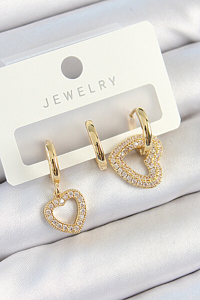 Pirinç Zirkon Taşlı Kalp Model Gold Renk 3'lü çift Kadın Küpe Set Pirinç Zirkon Taşlı Kalp Model Gold Renk 3'lü çift Kadın Küpe Set