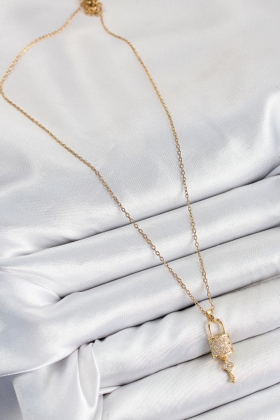 316l çelik Zirkon Taşlı Kilit Ve Sallantılı Anahtar Model Gold Renk Kadın Kolye 316l çelik Zirkon Taşlı Kilit Ve Sallantılı Anahtar Model Gold Renk Kadın Kolye