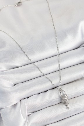316l çelik Zirkon Taşlı Kilit Ve Sallantılı Anahtar Model Gümüş Renk Kadın Kolye 316l çelik Zirkon Taşlı Kilit Ve Sallantılı Anahtar Model Gümüş Renk Kadın Kolye