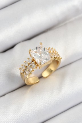 Pirinç  Büyük Zirkon Taşlı Model Gold Renk Kadın Yüzük Pirinç  Büyük Zirkon Taşlı Model Gold Renk Kadın Yüzük