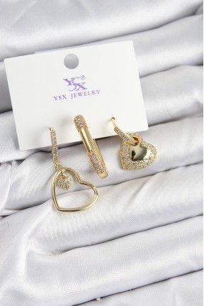 Pirinç Zi̇rkon Taşlı Kalp Model Gold Renk 3'lü Kadın Küpe Pirinç Zi̇rkon Taşlı Kalp Model Gold Renk 3'lü Kadın Küpe