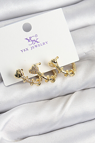 Pirinç Zi̇rkon Taşlı Kalp Model Gold Renk 3'lü Kadın Küpe Pirinç Zi̇rkon Taşlı Kalp Model Gold Renk 3'lü Kadın Küpe
