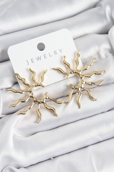 Pirinç Güneş Model Gold Renk Kadın Küpe Pirinç Güneş Model Gold Renk Kadın Küpe