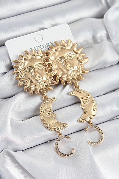 Pirinç Zirkon Taşlı Sallantılı Güneş Model Gold Renk Kadın Küpe Pirinç Zirkon Taşlı Sallantılı Güneş Model Gold Renk Kadın Küpe