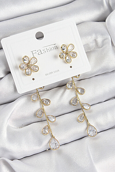 Pirinç Zirkon Taşlı Sallantılı çiçek Model Gold Renk 925 Ayar Gümüş çivi Kadın Küpe Pirinç Zirkon Taşlı Sallantılı çiçek Model Gold Renk 925 Ayar Gümüş çivi Kadın Küpe