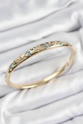 Pirinç Zirkon Taşlı Kelebek Model Gold Renk Kadın Kelepçe Pirinç Zirkon Taşlı Kelebek Model Gold Renk Kadın Kelepçe