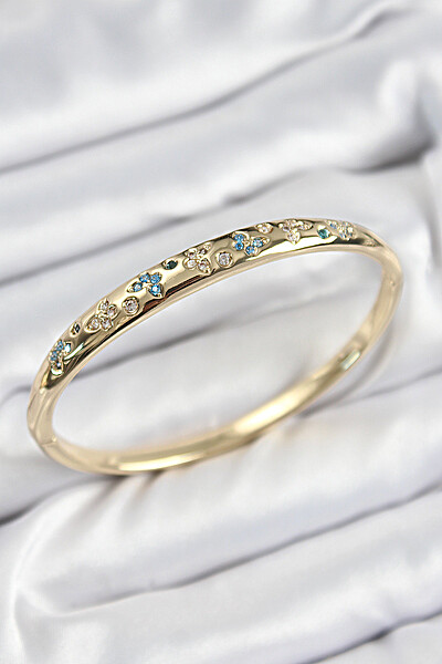 Pirinç Zirkon Taşlı Kelebek Model Gold Renk Kadın Kelepçe Pirinç Zirkon Taşlı Kelebek Model Gold Renk Kadın Kelepçe