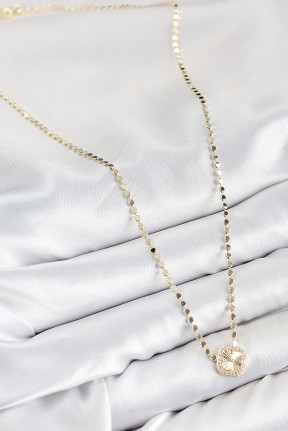 Pirinç Zirkon Taşlı Yonca Model Ezme Zincir Gold Renk Kadın Kolye Pirinç Zirkon Taşlı Yonca Model Ezme Zincir Gold Renk Kadın Kolye