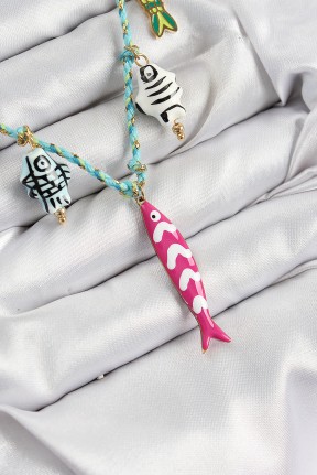 Seramik Motifli Pembe Balık Figürlü Model Mavi İp Kadın Kolye Seramik Motifli Pembe Balık Figürlü Model Mavi İp Kadın Kolye