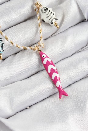 Seramik Motifli Pembe Balık Figürlü Model Krem İp Kadın Kolye Seramik Motifli Pembe Balık Figürlü Model Krem İp Kadın Kolye