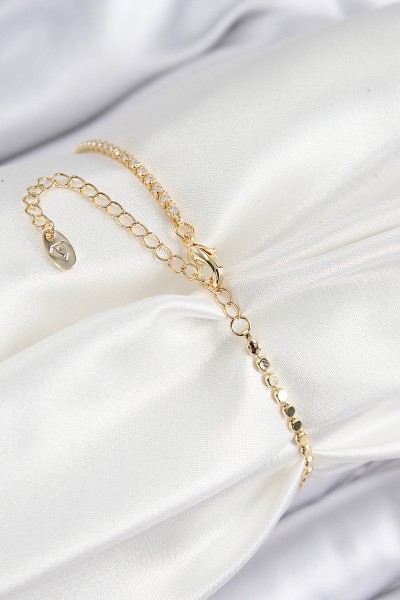Pirinç Zirkon Taşlı Kutup Yıldızı Model Ezme Zincir Gold Renk Kadın Bileklik Pirinç Zirkon Taşlı Kutup Yıldızı Model Ezme Zincir Gold Renk Kadın Bileklik