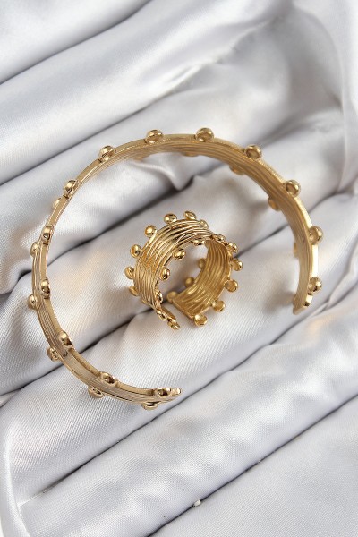 Pirinç Topcuk Model Gold Renk Bileklik Yüzük Set Pirinç Topcuk Model Gold Renk Bileklik Yüzük Set