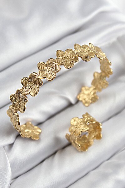 Pirinç çiçek Model Gold Renk Bileklik Yüzük Set Pirinç çiçek Model Gold Renk Bileklik Yüzük Set