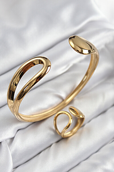 Pirinç Ayrık Model Gold Renk Bileklik Yüzük Set Pirinç Ayrık Model Gold Renk Bileklik Yüzük Set