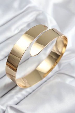 Pirinç Sarmal Model Gold Renk Pazu Bileklik Pirinç Sarmal Model Gold Renk Pazu Bileklik