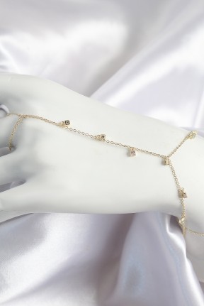 Pirinç Zirkon Taşlı Sallantılı Model Gold Renk Kadın şahmeran Pirinç Zirkon Taşlı Sallantılı Model Gold Renk Kadın şahmeran