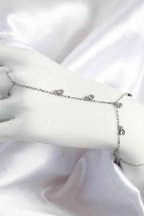 Pirinç Zirkon Taşlı Sallantılı Damla Model Gümüş Renk Kadın şahmeran Pirinç Zirkon Taşlı Sallantılı Damla Model Gümüş Renk Kadın şahmeran