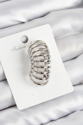 Pirinç Yay Model Gümüş Renk Sağ Kıkırdak Küpe Pirinç Yay Model Gümüş Renk Sağ Kıkırdak Küpe