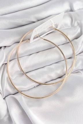 Pirinç Halka Model Gold Renk Kadın Küpe Pirinç Halka Model Gold Renk Kadın Küpe
