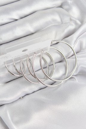 Pirinç Halka Model Gümüş Renk Kadın Set Küpe Pirinç Halka Model Gümüş Renk Kadın Set Küpe