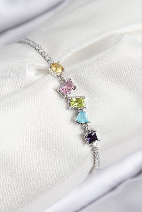 Pirinç Renkli Zirkon Taşlı Geometrik Model Gümüş Renk Kadın Bileklik Pirinç Renkli Zirkon Taşlı Geometrik Model Gümüş Renk Kadın Bileklik