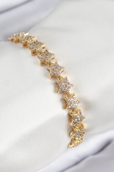 Vip Seri Pirinç Zirkon Taşlı Sıralı Yıldız Model Gold Renk Kadın Bileklik Vip Seri Pirinç Zirkon Taşlı Sıralı Yıldız Model Gold Renk Kadın Bileklik