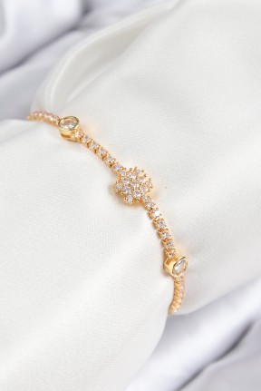 Pirinç Zirkon Taşlı Kar Tanesi Model Gold Renk Asansörlü Kadın Bileklik Pirinç Zirkon Taşlı Kar Tanesi Model Gold Renk Asansörlü Kadın Bileklik