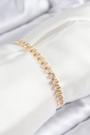 Pirinç Zirkon Taşlı Damla Model Gold Renk Asansörlü Kadın Bileklik Pirinç Zirkon Taşlı Damla Model Gold Renk Asansörlü Kadın Bileklik