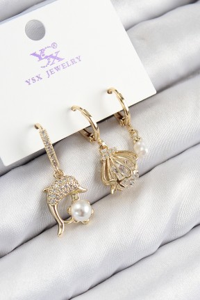 Pirinç Zirkon Taşlı 3'lü Yunus Balığı Ve İstiridye Model Gold Renk Kadın Küpe Pirinç Zirkon Taşlı 3'lü Yunus Balığı Ve İstiridye Model Gold Renk Kadın Küpe