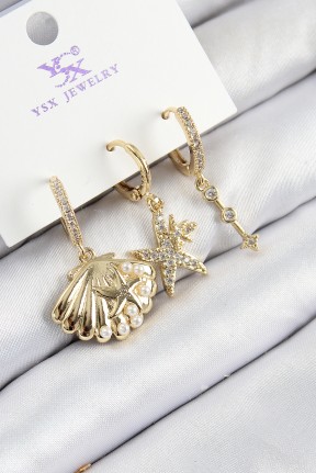 Pirinç Zirkon Taşlı 3'lü İstiridye Ve Yıldız Model Gold Renk Kadın Küpe Pirinç Zirkon Taşlı 3'lü İstiridye Ve Yıldız Model Gold Renk Kadın Küpe