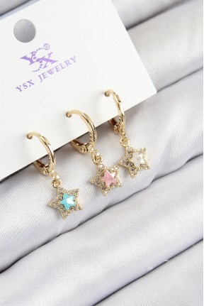 Pirinç Zirkon Taşlı 3'lü Renkli Yıldız Model Gold Renk Kadın Küpe Pirinç Zirkon Taşlı 3'lü Renkli Yıldız Model Gold Renk Kadın Küpe