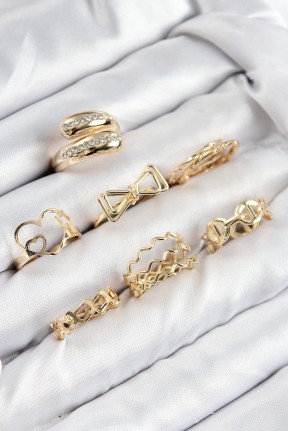 Pirinç Zirkon Taşlı Fiyonk Ve Kalp Model Gold Renk Kadın Yüzük Kombin Set Pirinç Zirkon Taşlı Fiyonk Ve Kalp Model Gold Renk Kadın Yüzük Kombin Set