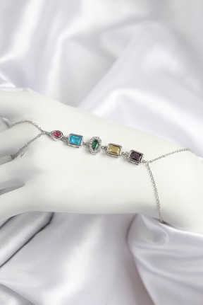 Pirinç Renkli Zirkon Taşlı Model Gümüş Renk şahmeran Pirinç Renkli Zirkon Taşlı Model Gümüş Renk şahmeran