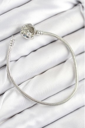 Pirinç Charm Zirkon Taşlı Kalp Model Gümüş Renk Kadın Bileklik